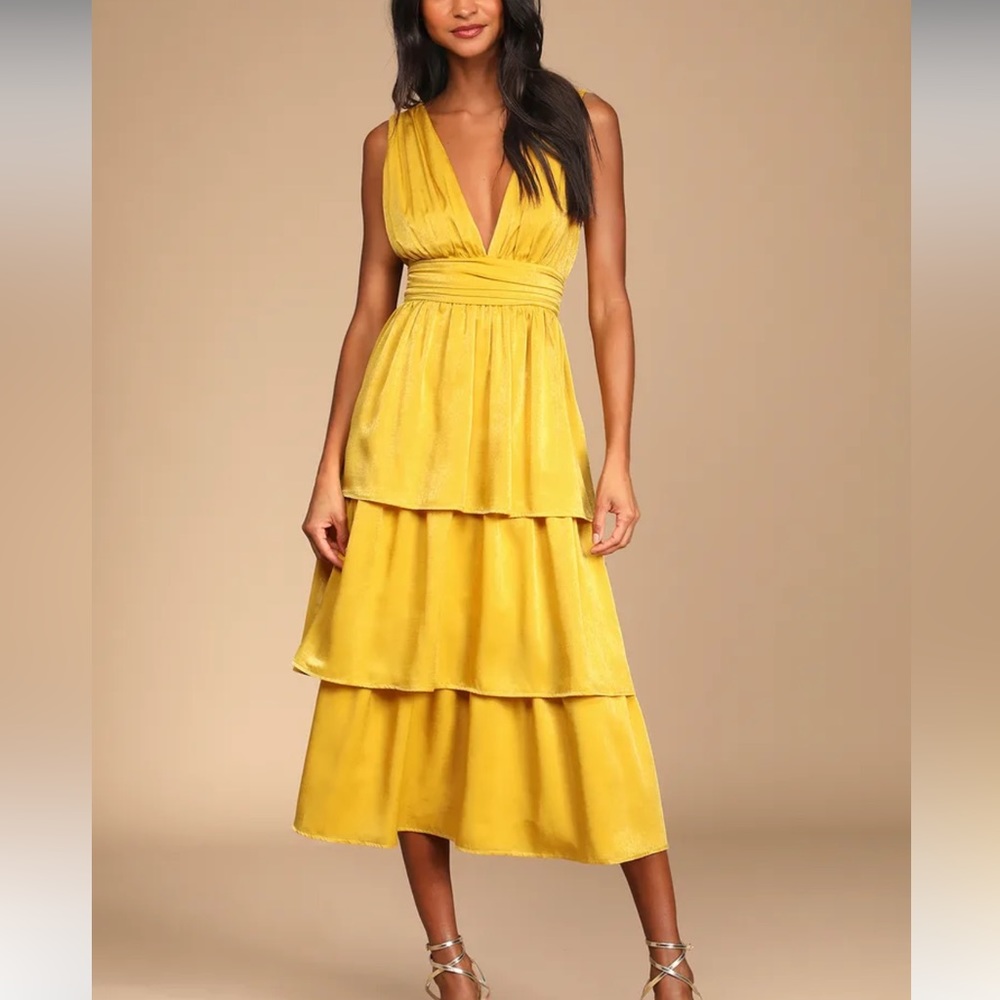 Lulu’s Satin Tiered Tie-Back Midi Dress